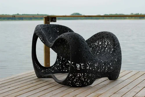 Дизайнерское уличное садовое кресло-шезлонг из базальта Basalt Studio PORTAL
