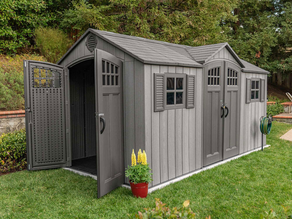 Сарай (хозблок) пластиковый WOODLOOK 15x8 60318 с двускатной крышей для дачи или загородного дома